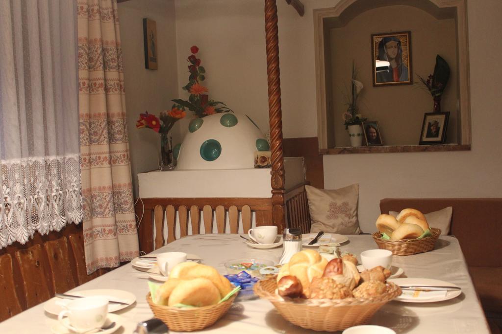Sonnberg Bed & Breakfast Ischgl Room photo